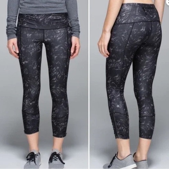 ululemon Runday Crop *Full-On Luxtreme
Arsenal Ambient Grey Black SZ 6 - Picture 1 of 7